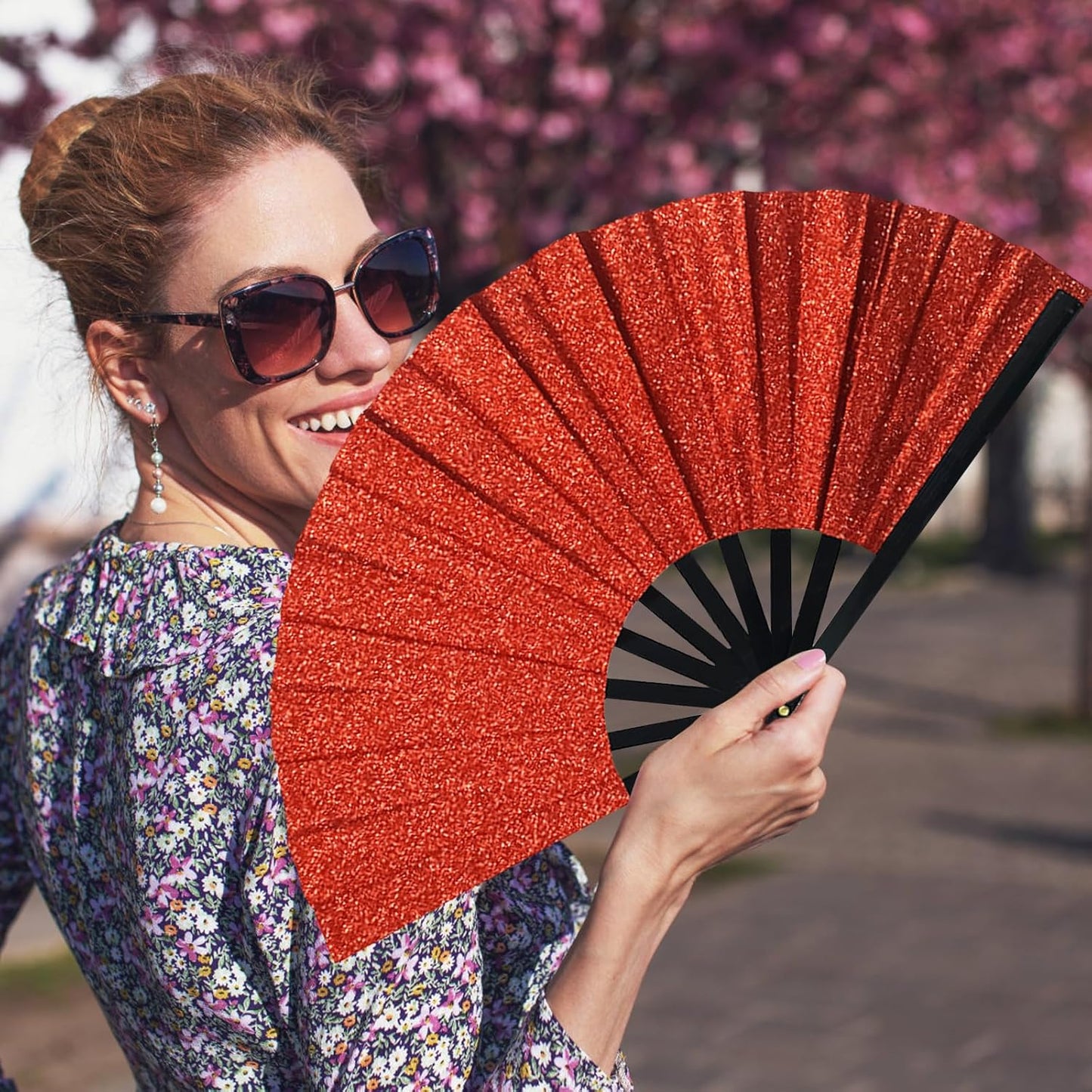 Line Dance Popping Fan,13 Inches Clacking Fans for Line Dancing,Boots on The Ground Hand Fan,Popping Fans for Line Dancing,Music Festivals,Carnival,Disco, Party (Red Glitter)