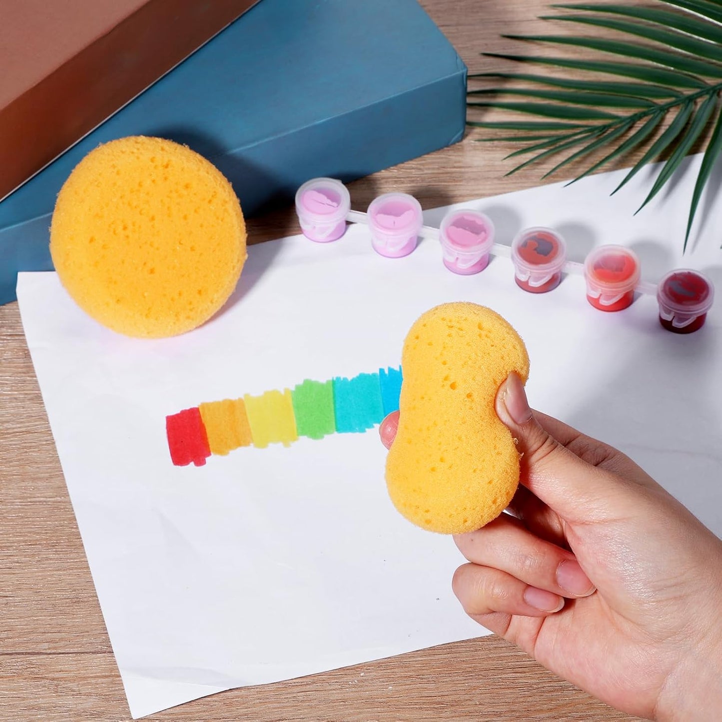 Paint Sponge, 12 Pcs Orange Round Painting Sponges 3 Inch Artist Pottery Sponge Applicator Watercolor Sponges for Face Painting Pottery Art Crafts Ceramics