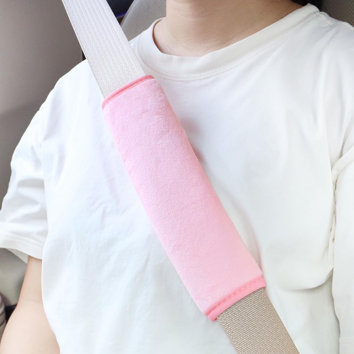 2 PCS Car Seat Belt Pads Cover Soft Seat Belt Shoulder Pad Safety Belt Strap Shoulder Pad Comfortable Driving Compatible with Most Cars Helps Protect You Neck and Shoulder (Pink)