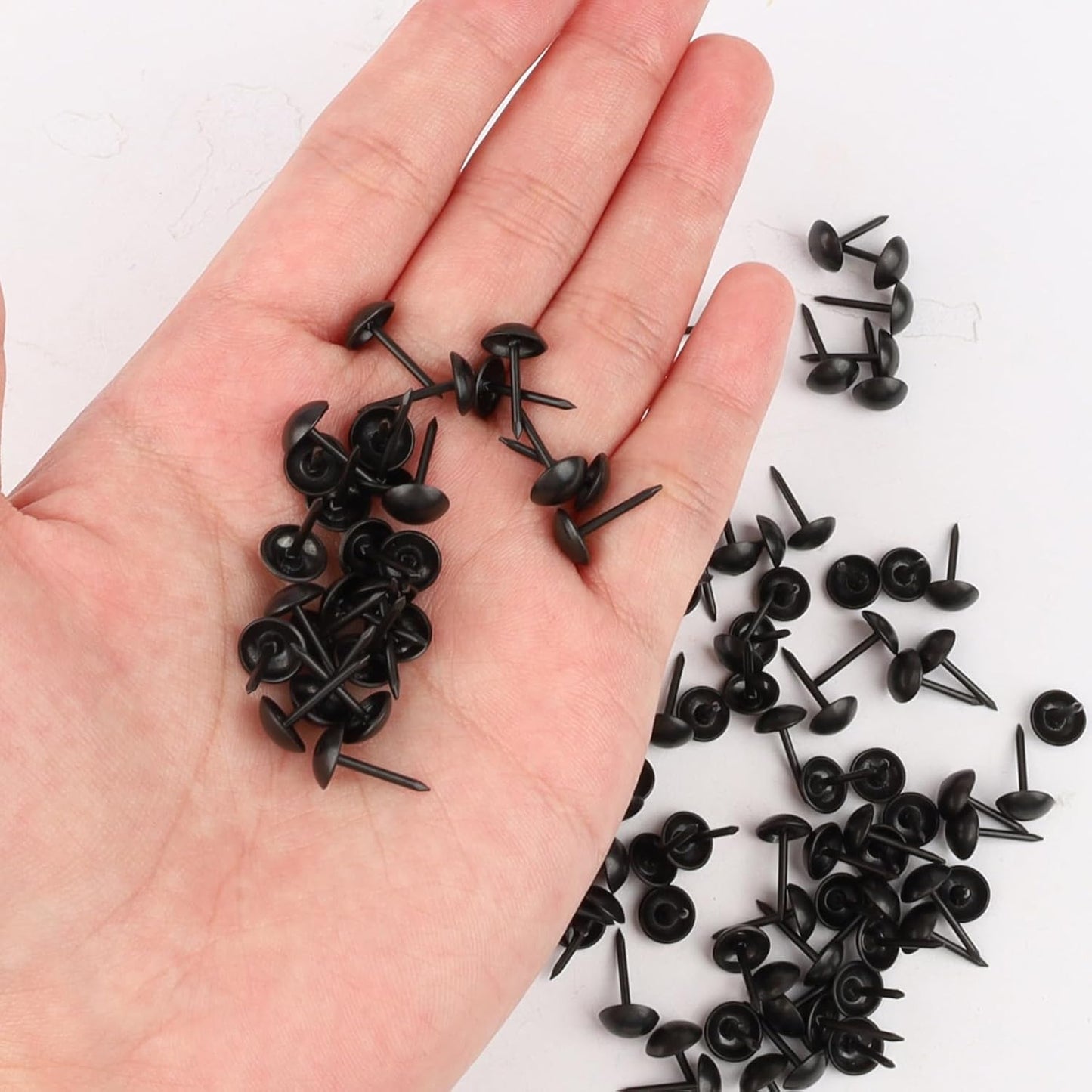 100Pcs Upholstery Tacks Black - 7x13mm Furniture Thumb Tacks - Metal Thumb Tack Round Head Pins Decorative Upholstery Nails for Cork Board DIY Projects Home Decor Upholstered Sofa Decorative Nails