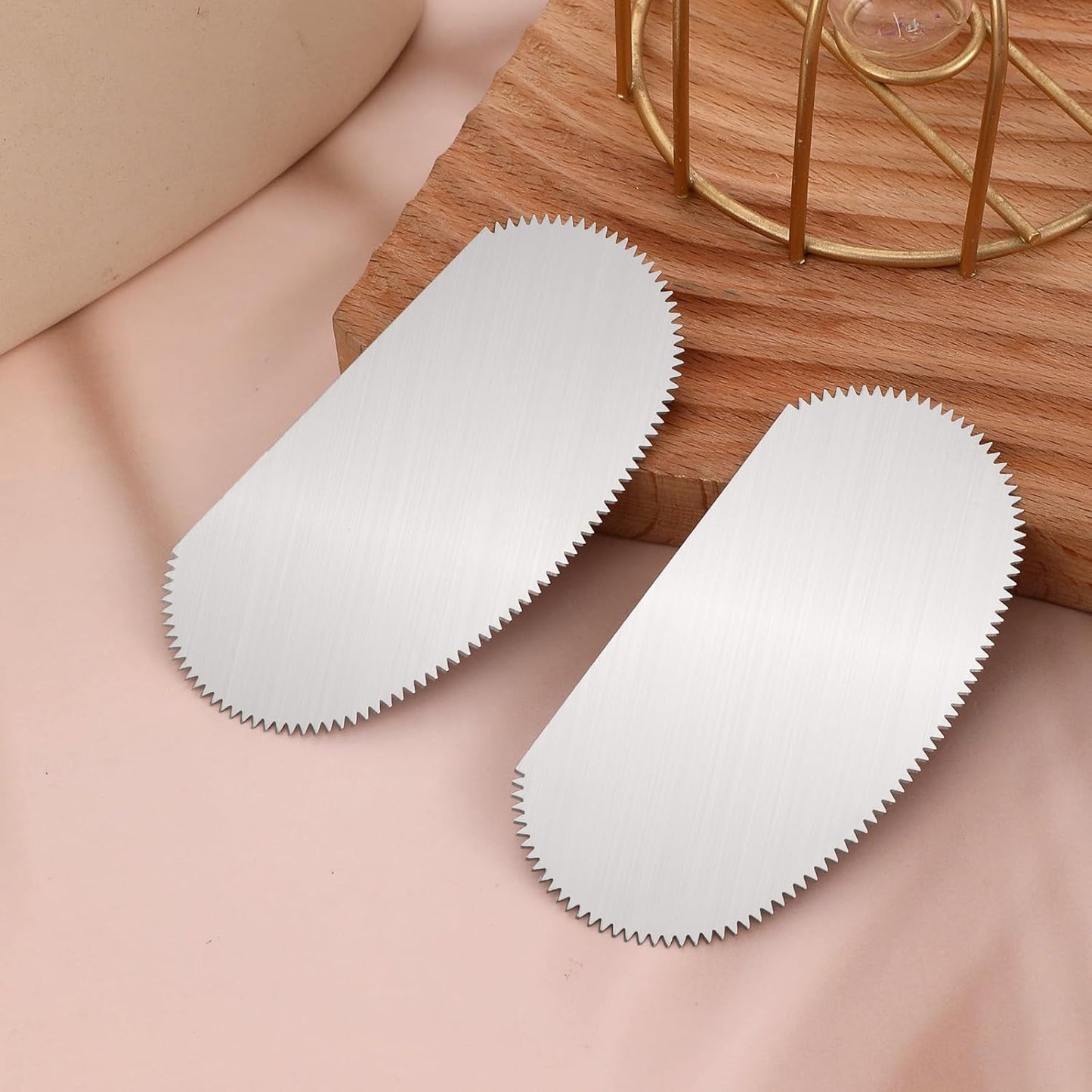 4 Pcs Stainless Steel Clay Scraper, Steel Pottery Tools Clay Ribs Serrated Scraper Clay Sculpture Cutter Scraper Crafts Tool Ceramics Sculpting Tools Kits for Texturing Artists Modeling Potter