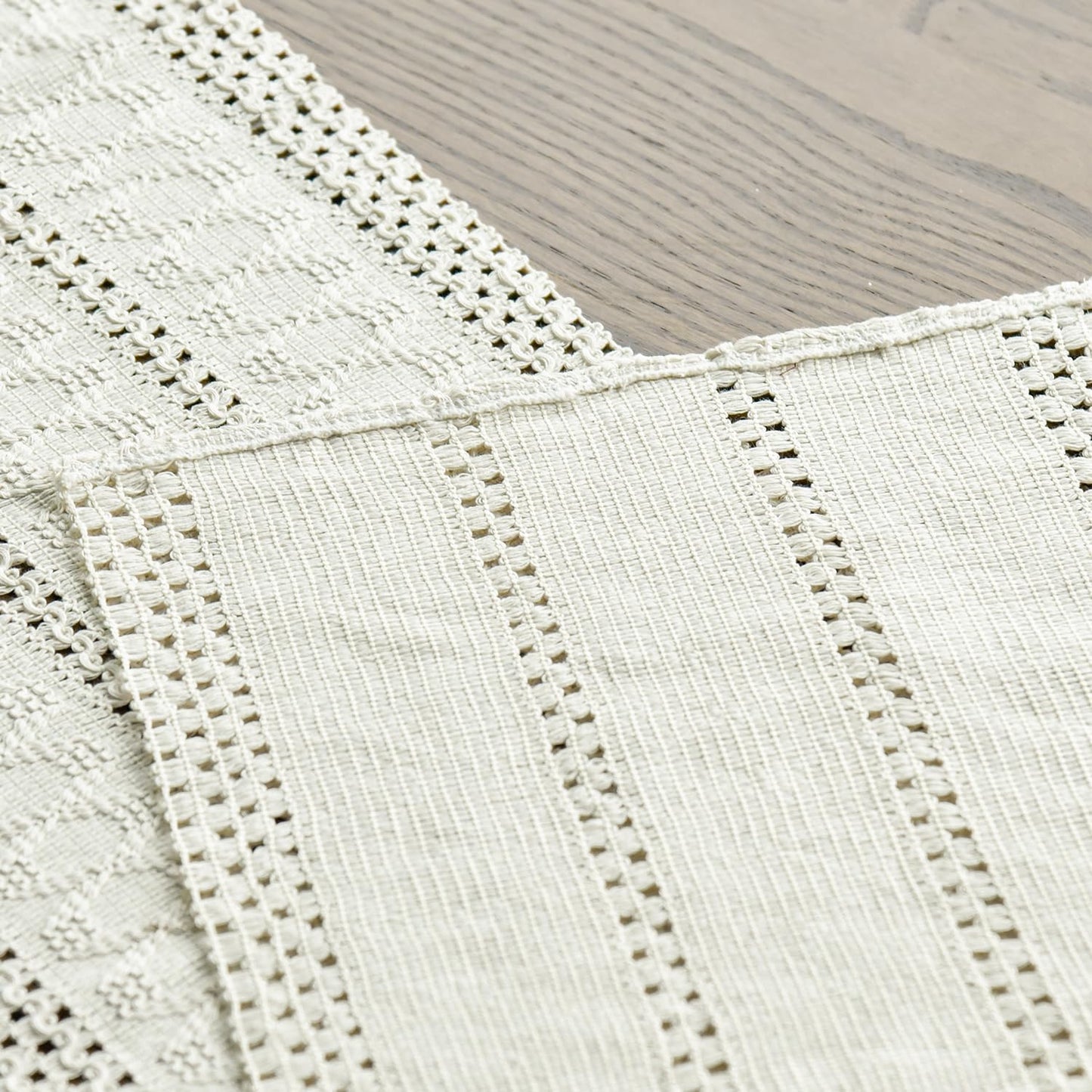 Beige Farmhouse Woven Rustic Hollow Table Runner, Seasonal Holiday Hollow Kitchen Dining Table Decoration for Home Party Decor 12x72 Inch