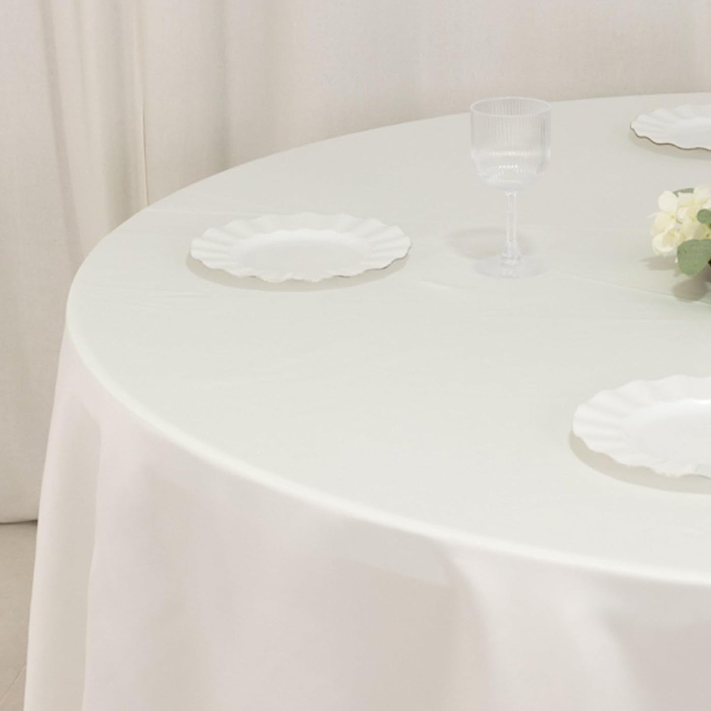 Efavormart Ivory Seamless Lamour Satin Round Tablecloth - 108"