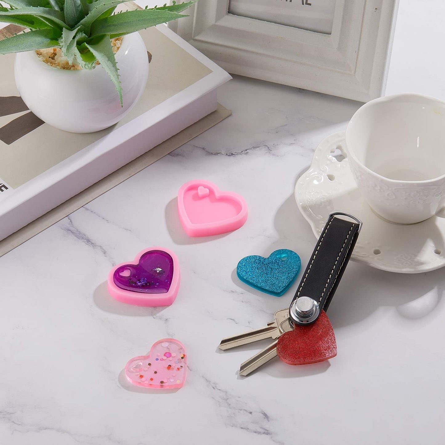 4 Pieces Heart Resin Keychain Molds for Epoxy Resin Easter Mother's Day Silicone Fondant Molds Love Keychain Gift with 20 Pieces Key Rings for DIY Decoration, Homemade Dessert