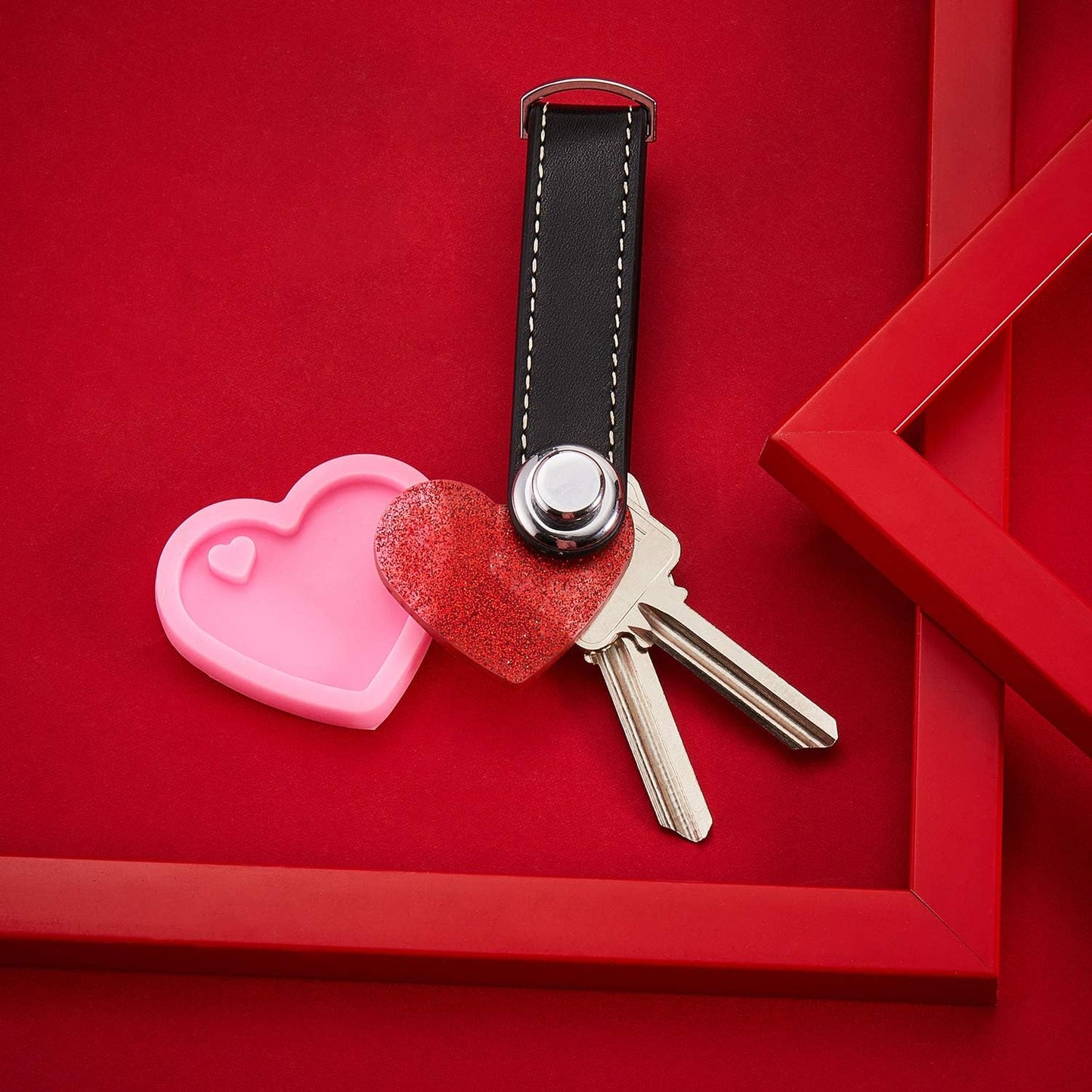 4 Pieces Heart Resin Keychain Molds for Epoxy Resin Easter Mother's Day Silicone Fondant Molds Love Keychain Gift with 20 Pieces Key Rings for DIY Decoration, Homemade Dessert