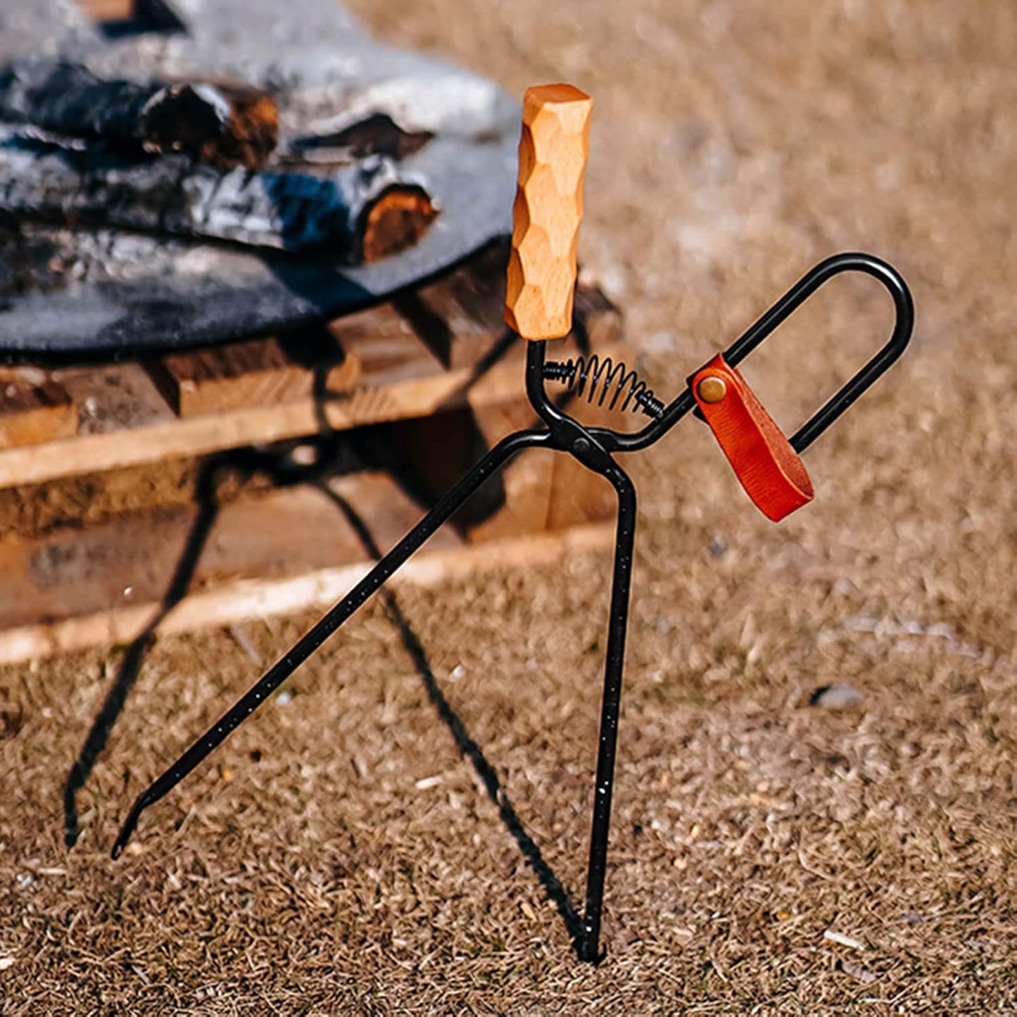 Metal Fireplace Tongs with Wooden Handle 47cm Safe Distance for Firewood Handling