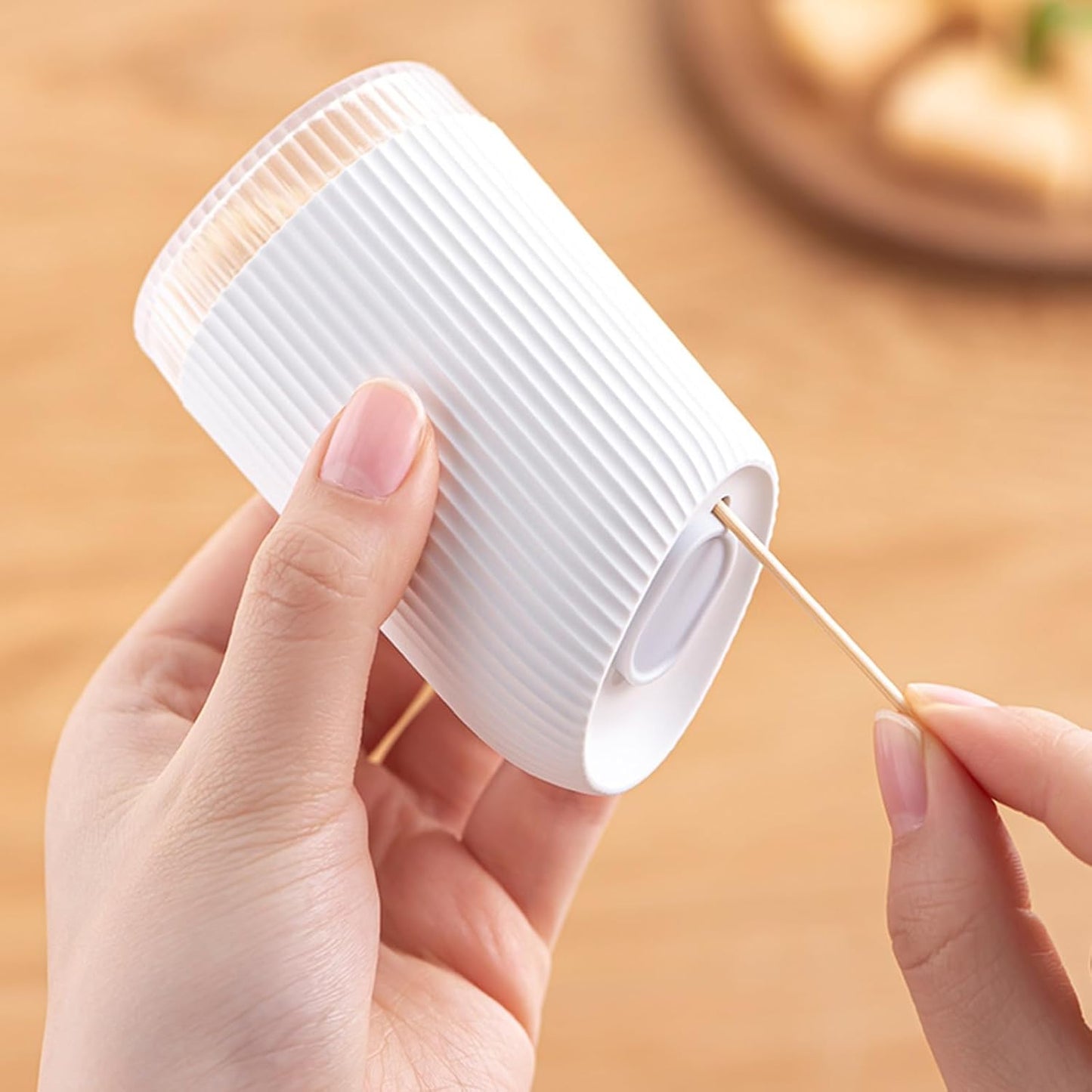 Portable Floss Dispenser White 1 Piece