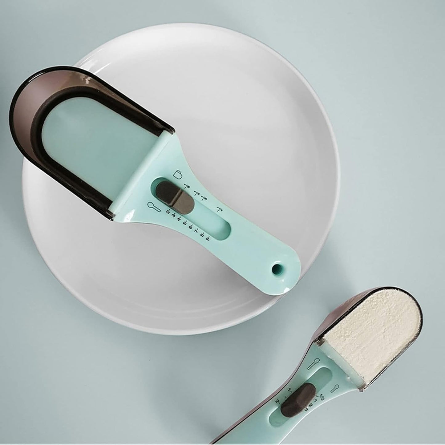 Adjustable 2-Piece Measuring Spoon Set with Scale Plastic Kitchen Tool for Coffee Milk Mask Powder Measurement