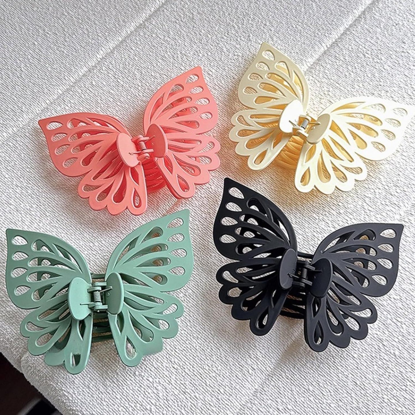 Butterfly Shape Curtain Claw Clips 2 Pack, Decorative Curtain Holder for Living Room Bedroom, Creative Drapery Tieback (Green,2)