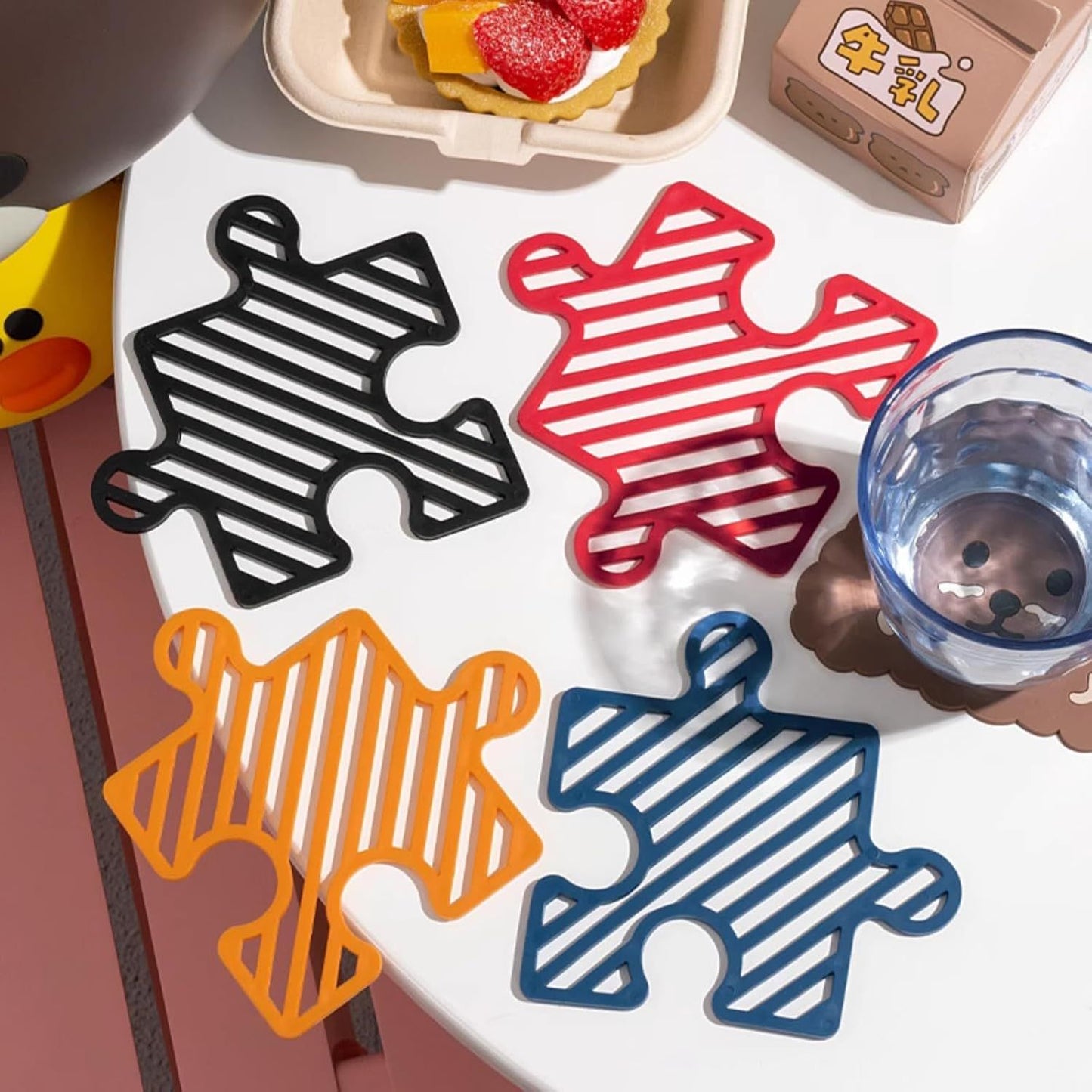 4 Pcs Creative Puzzle Shaped Heat Resistant Table Mat Set Insulated Coasters for Cups Bowls Pots Plates (Red Blue Orange Black,3.7x4.7 Inch)