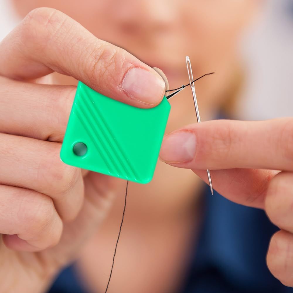 2025 Upgraded Needle Threaders, Sewing Machine Needle Threader, Needle Threaders for Hand Sewing, Embroidery Floss, Yarn, Quickly and Easily Threads Needles Tools (Green)