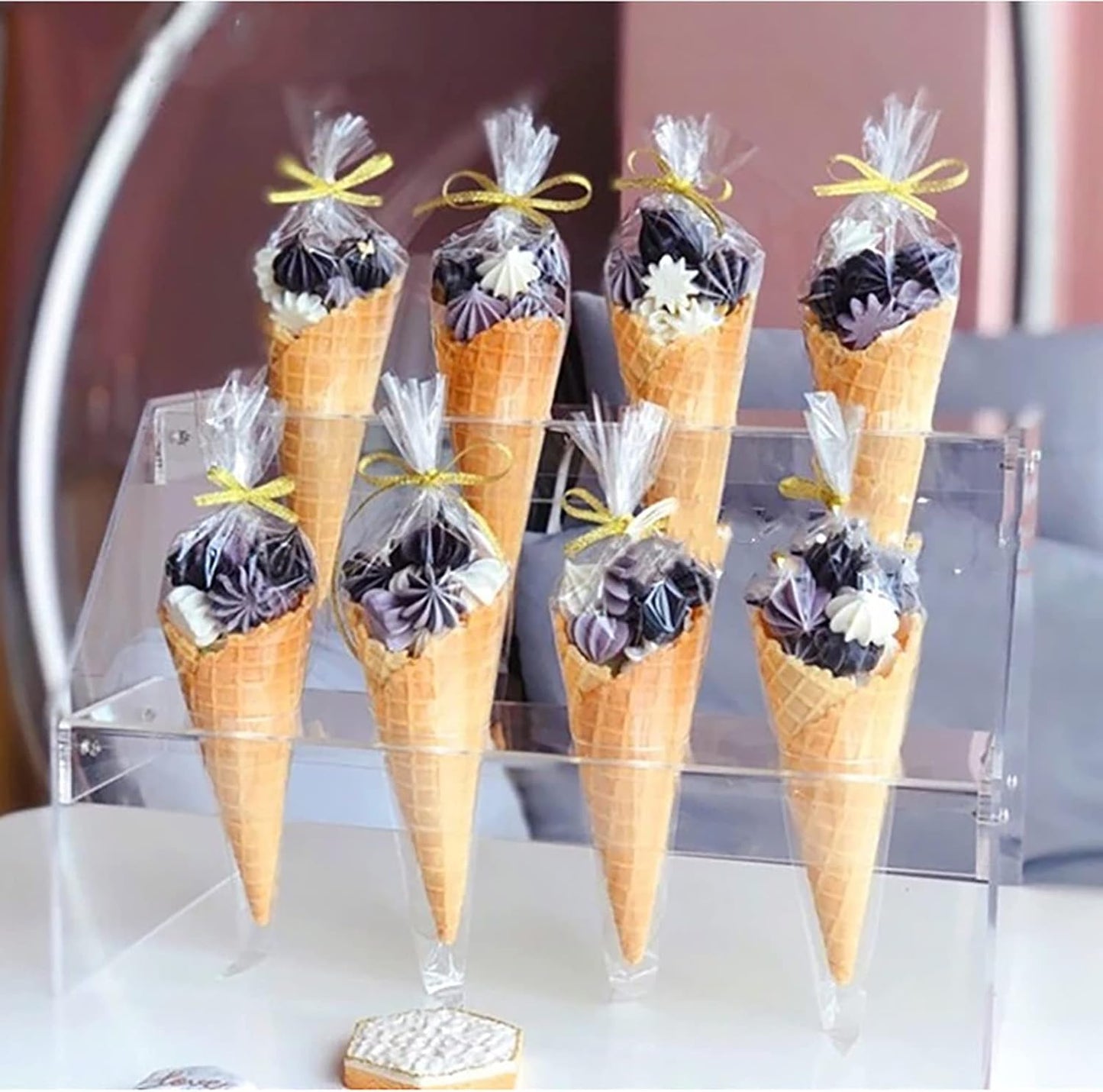 200 Pcs Clear Cone Bags Triangle Goody Bags Plastic Bags with Twist Ties Clear Cello Cellophane Bags Transparent Party Treat Sweets Bags for Baking Candy Wrapping
