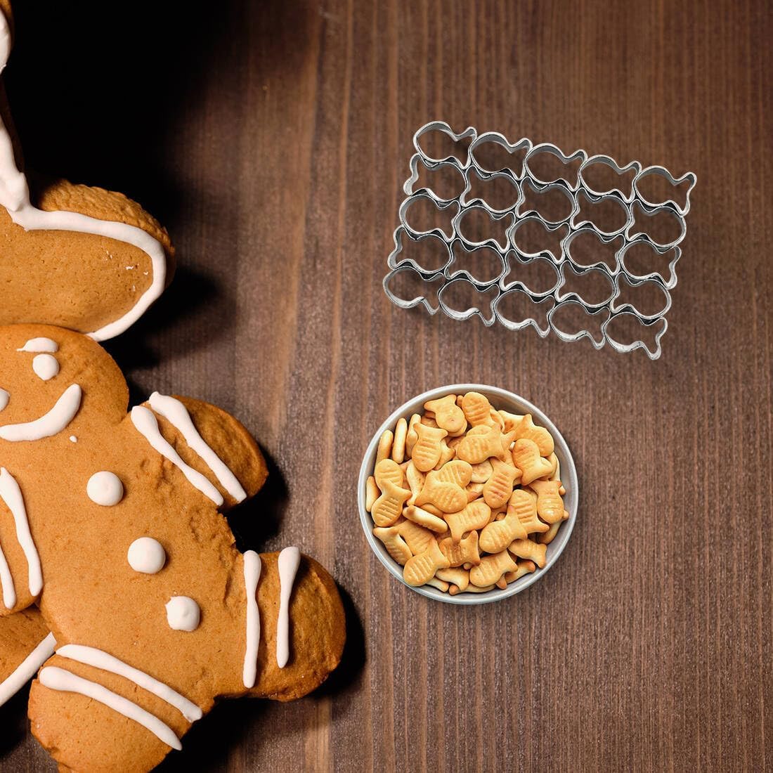 Gold Fish Cracker Cutter - 25 Cavity Fish Shaped Cookie Cutter - Stainless Steel - Silver - 1 Piece