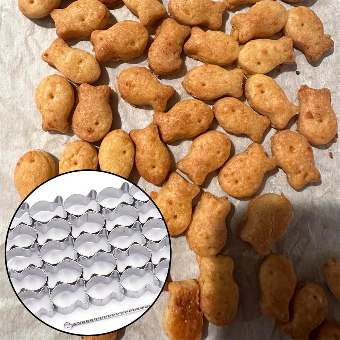 Gold Fish Cracker Cutter - 25 Cavity Fish Shaped Cookie Cutter - Stainless Steel - Silver - 1 Piece