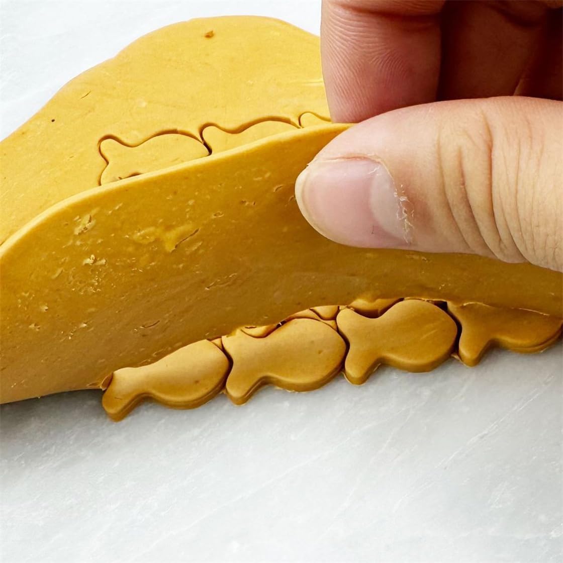 Gold Fish Cracker Cutter - 25 Cavity Fish Shaped Cookie Cutter - Stainless Steel - Silver - 1 Piece