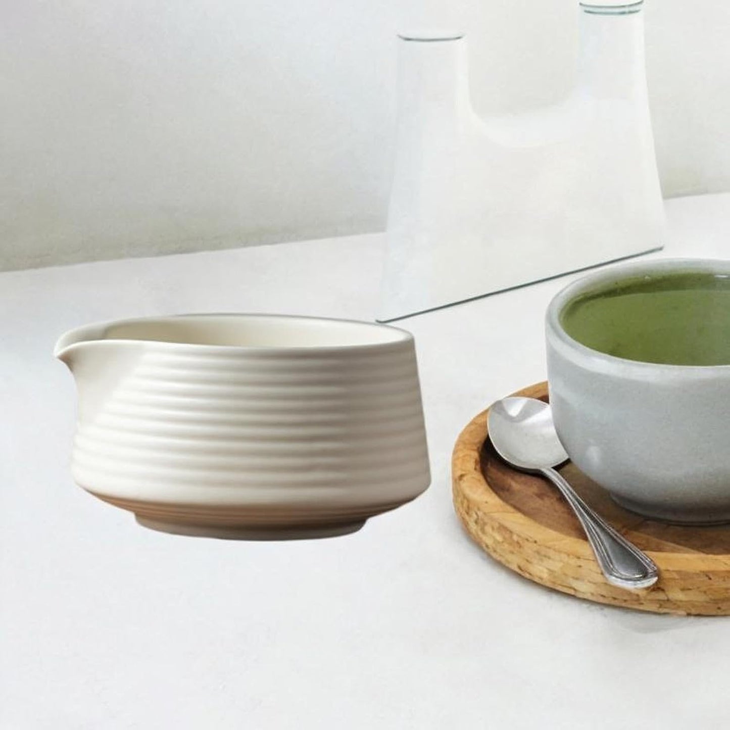 Japanese Matcha Bowl Handmade Matcha Ceremony Matcha Cup with Spout for Restaurant, White