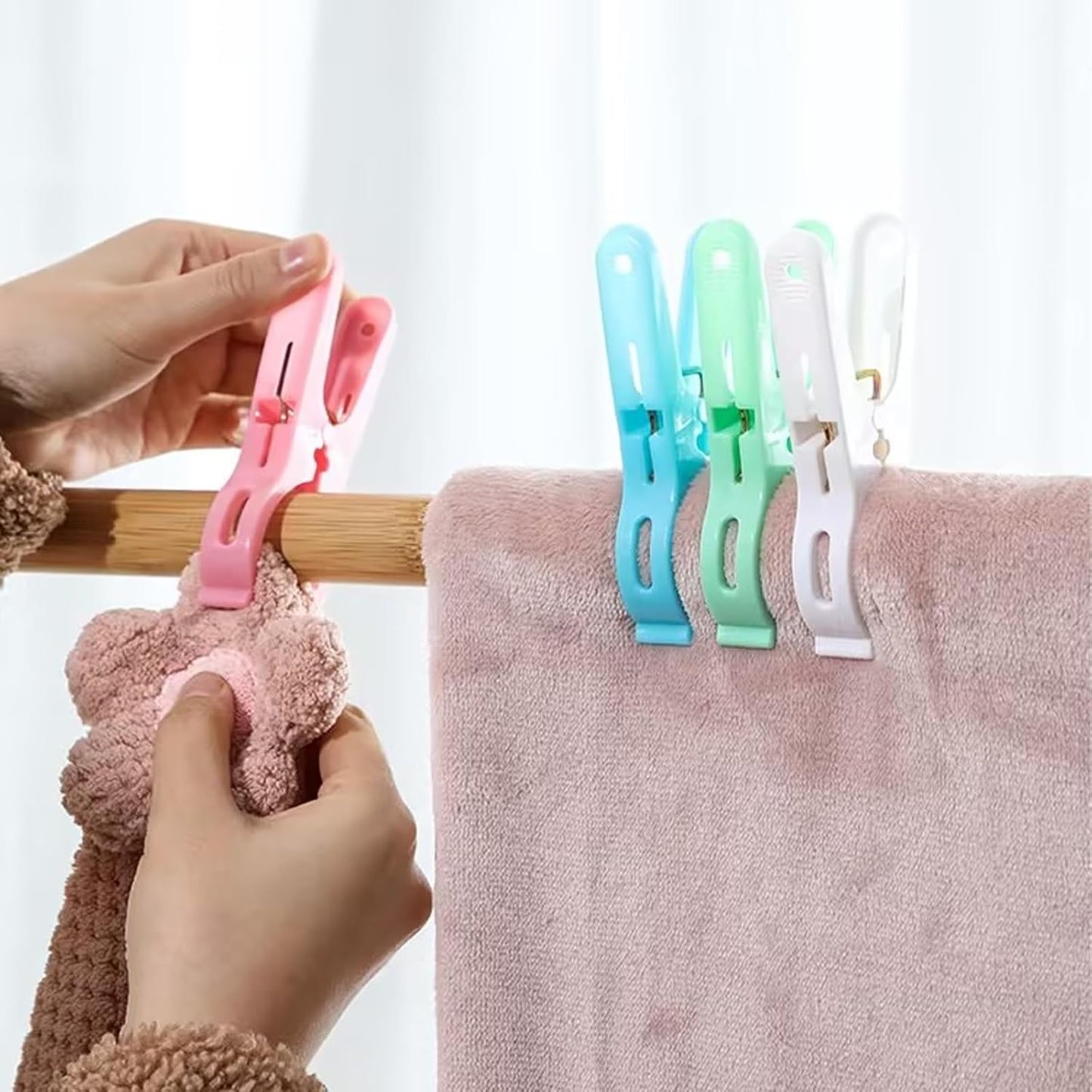 Towel Clips for Beach Chair 10 Pcs, 4.5 in, Color Plastic Lounge Chair Towel Clip, Pool Towel Clips to Prevent Towel Blowing Away, for Family use