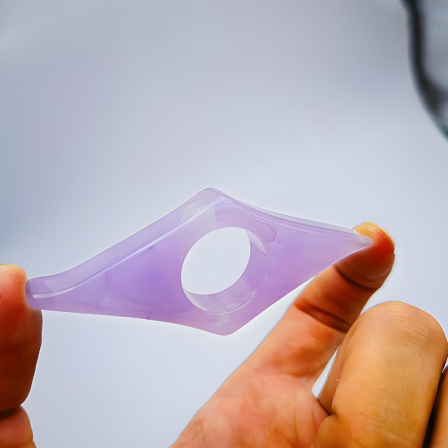 2 Pack Book Page Holder for Reading, Jelly Pattern Thumb Bookmark, Thumb Book Page Holder, Book Opener Holder, Book Accessories Gifts for Teacher, Student and Reading Lovers (Lavender)
