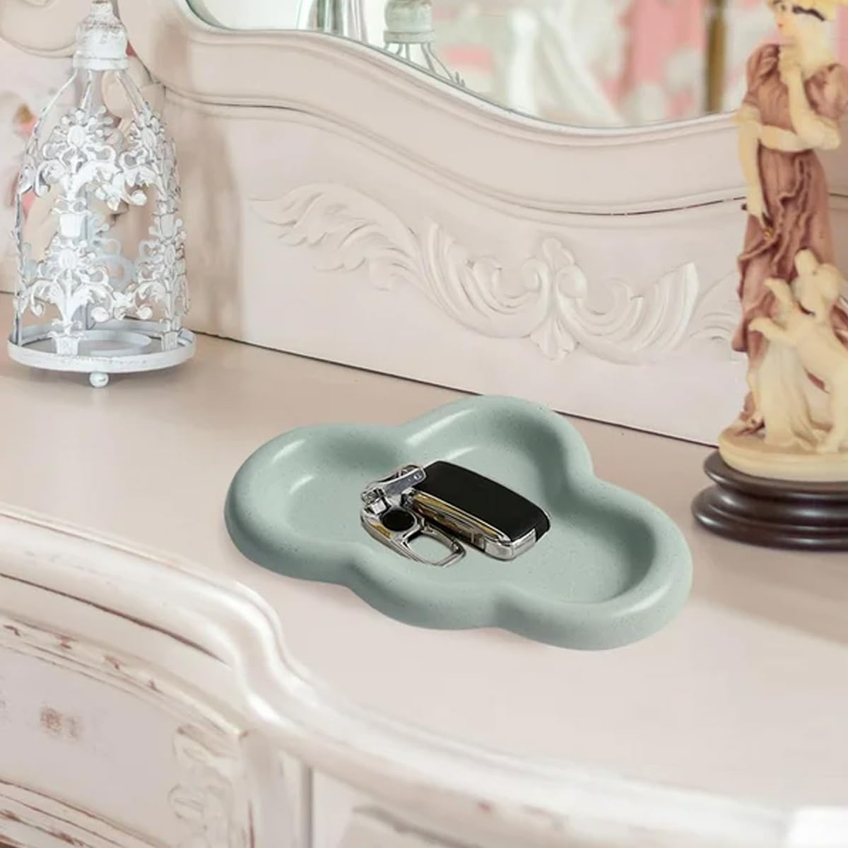 Elegant Cloud-Shaped Jewelry Tray Stylish Functional Organizer for Rings Earrings Necklaces Perfect for Bedroom Bathroom or Vanity Ideal for Women Teens Gift Seekers
