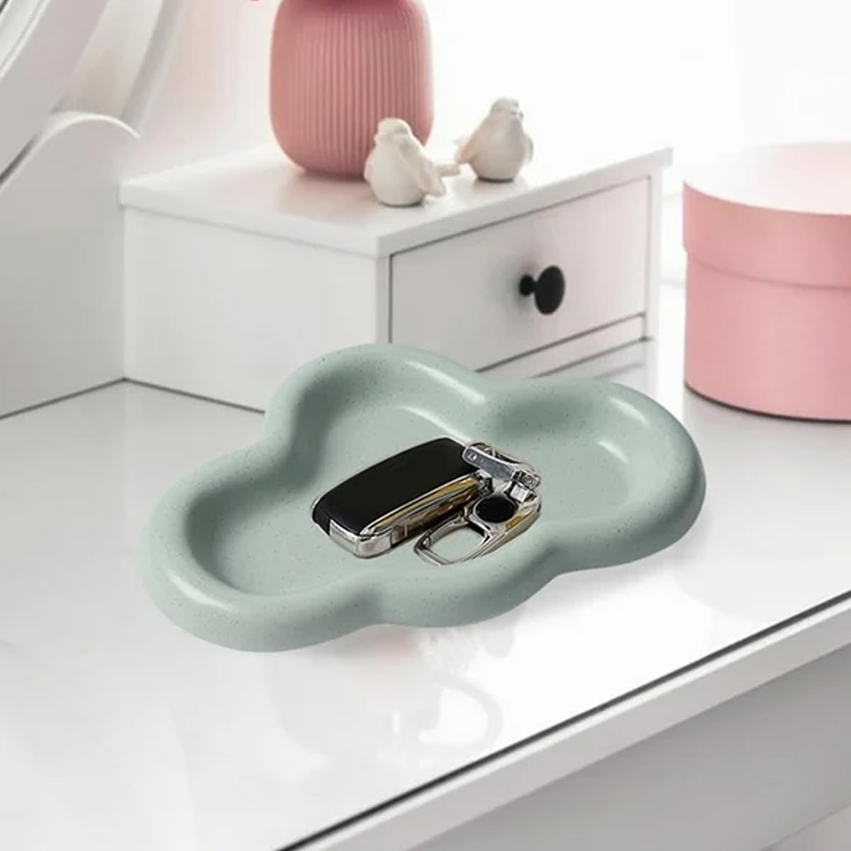 Elegant Cloud-Shaped Jewelry Tray Stylish Functional Organizer for Rings Earrings Necklaces Perfect for Bedroom Bathroom or Vanity Ideal for Women Teens Gift Seekers