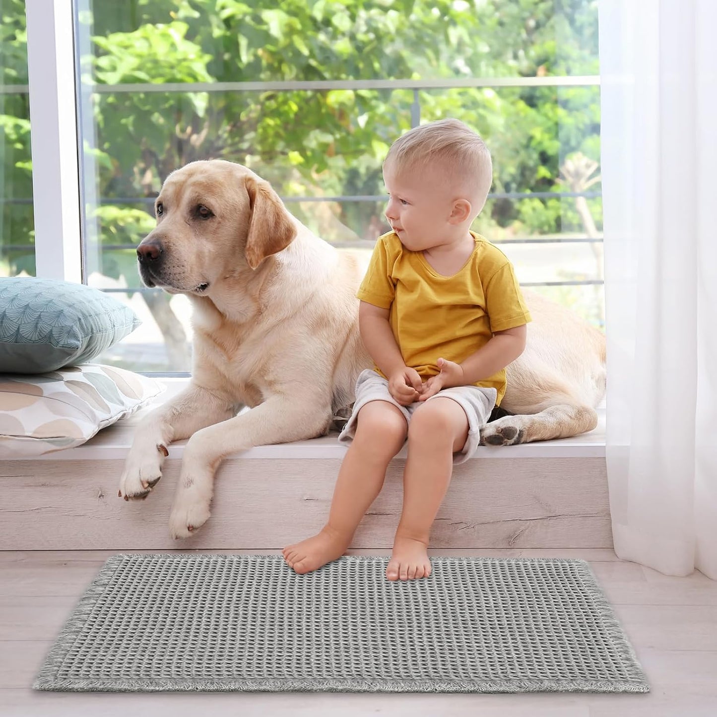 Grey Waffle Bath Mat,Super Absorbent Non Slip Bathroom Rug,Gray 18x30inch,Machine Washable Ultra Soft Floor Mats