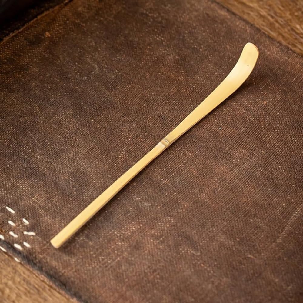 Bamboo Matcha Scoop - Traditional Chashaku Tea Spoon for Tea Ceremony - Elegant White Design - Tea Accessories - 18cm Size