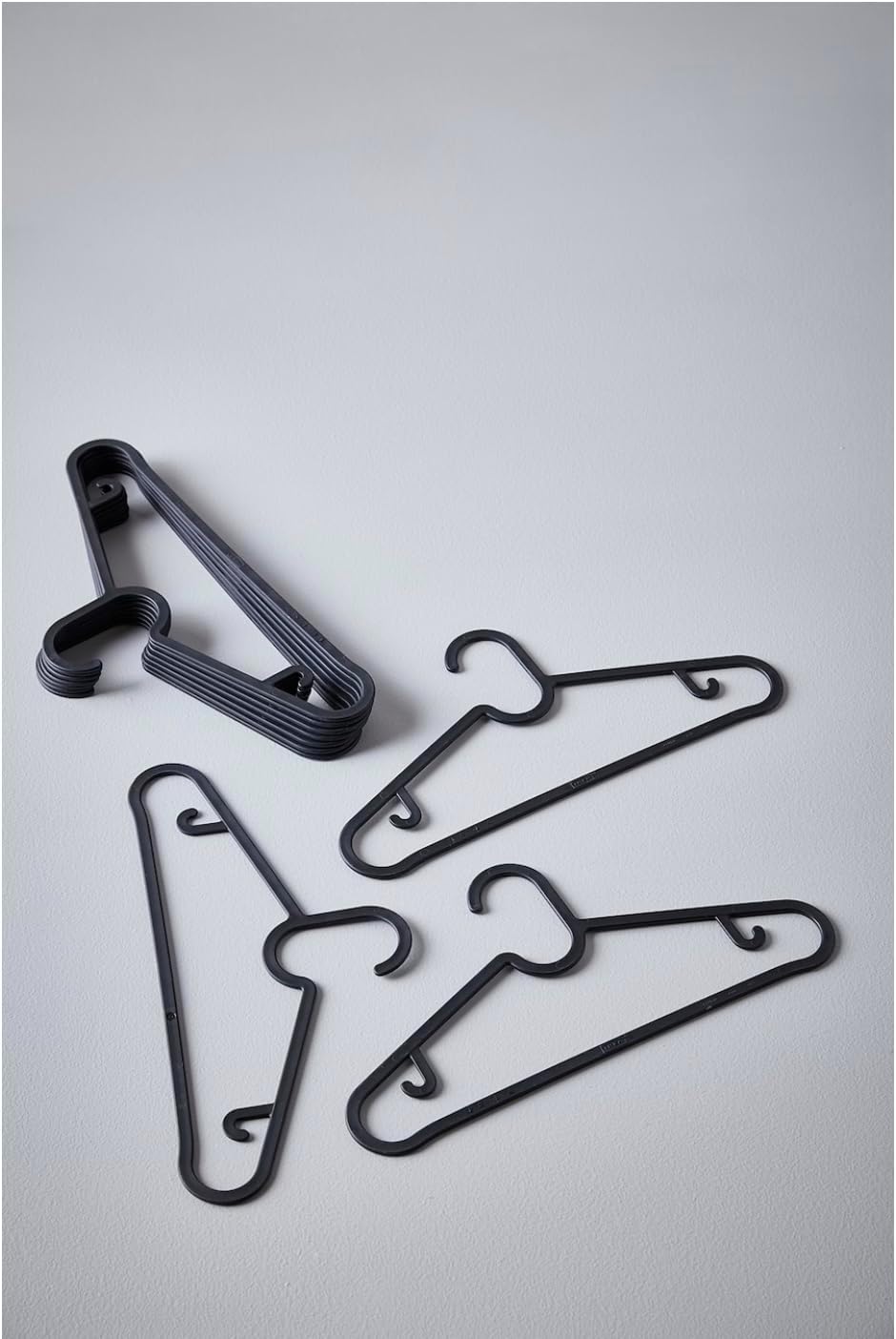 Hangers Flexible Sturdy Black (20 Pack)