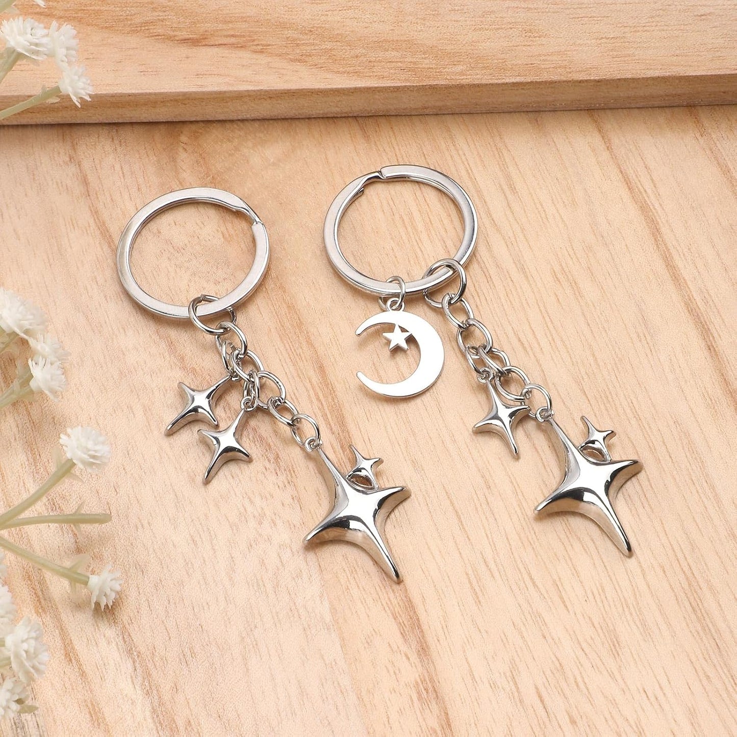 2pcs Cute Star Moon Keychains, Y2k Key Chain Charms Aesthetic Ring Bag Accessories Keychains for Purse Handbag Backpack Car Holder (2 Designs) -