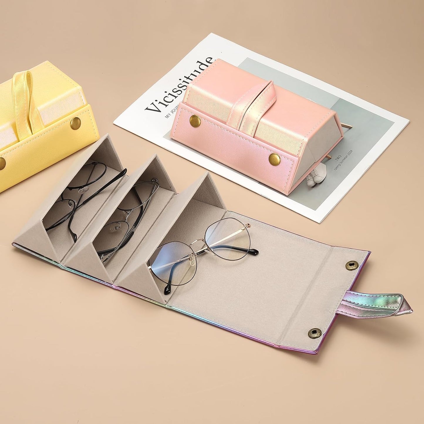 Travel Sunglasses Organizer, Foldable Holder Leather Sunglass Storage Organizer Case Portable Pink -