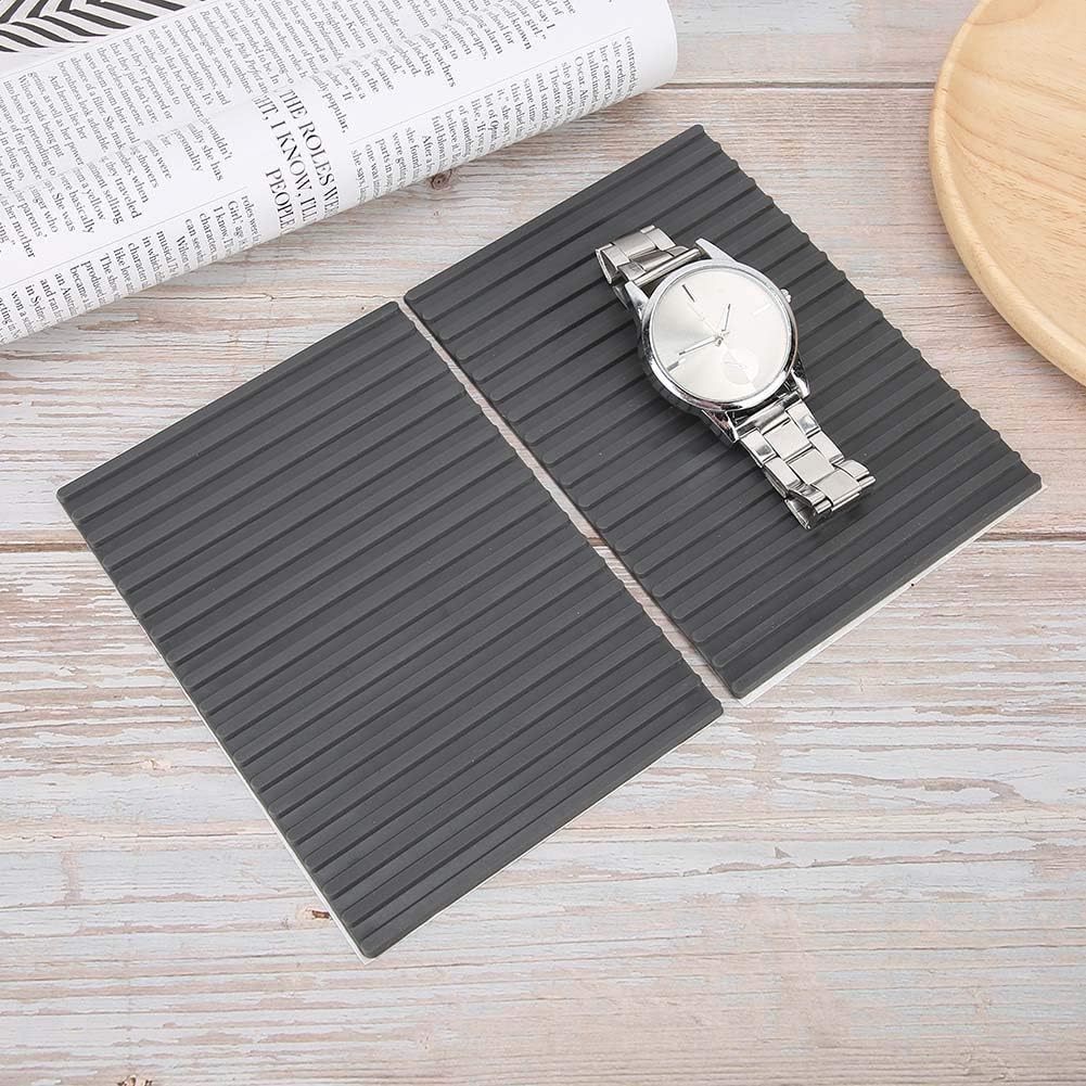 Small Soldering Mat 2pcs, Rubber Repair Work 4.1x5.6in Heat Resistant Antislip Station Pad Watch Tools Storage for Repairing Maintenance