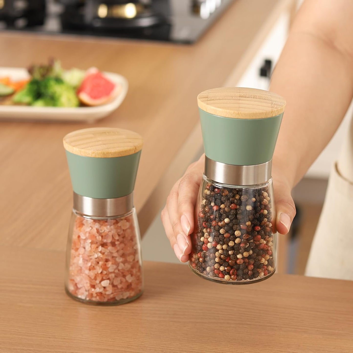 Grinder - Salt and pepper mill - Adjustable grind size - Wooden lid - Stainless steel - Coarse salt and pepper mill - Kitchen - Gift - Handheld spice mill - Two-piece - Green