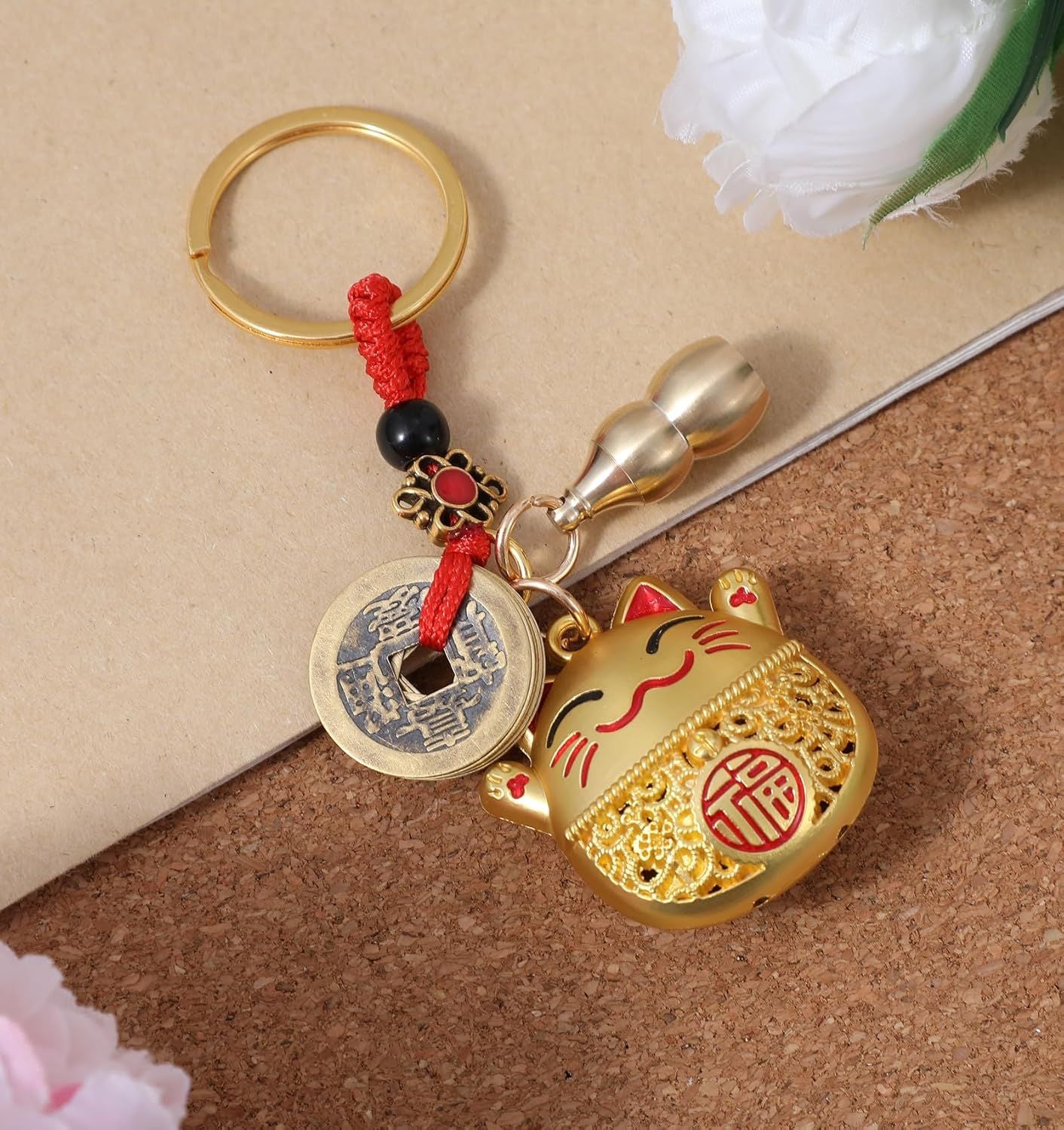 Lucky Cat Keychain, Good Luck Keychain with Feng Shui Coins, Tassel ＆ Gourd, Maneki Statue Charm for Good Luck, Gift for Cat Lovers