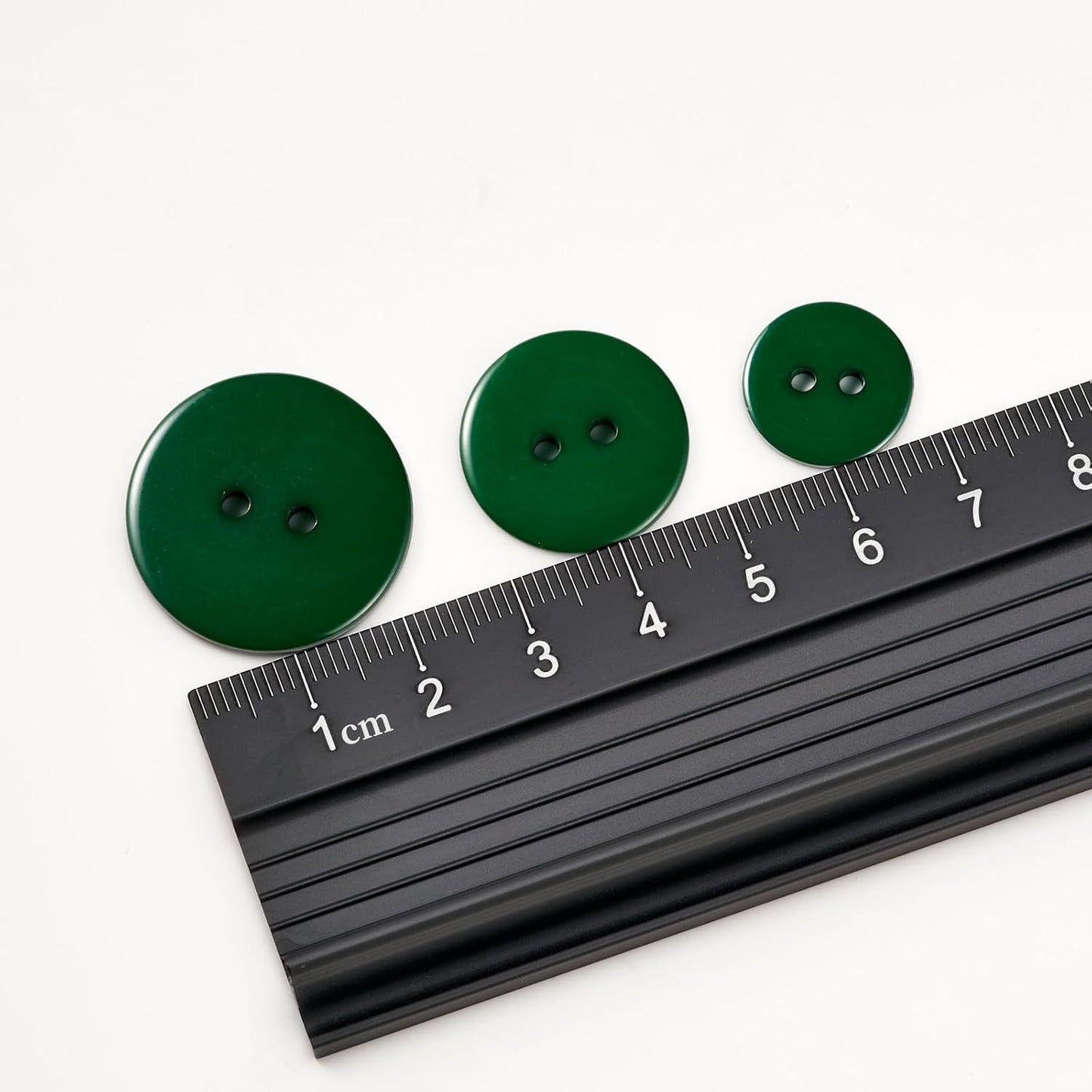 10pcs 15mm Resin Sewing Button,2 Holes Round Craft Decorative Buttons for Coat,Clothes Holiday Decoration DIY Accessories(Dark Green 5/8inch)