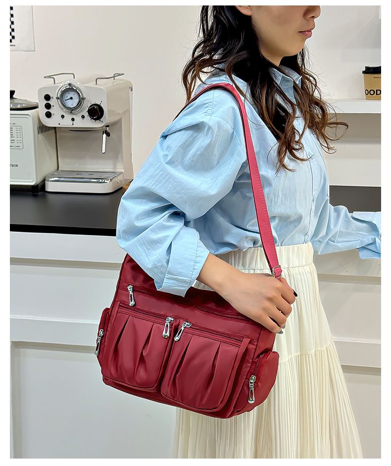 Large Capacity Crossbody Shoulder Bag - Lightweight Multi-Layer Tote for Women - Travel Backpack Casual Hobo Bag for Daily Commute - Red