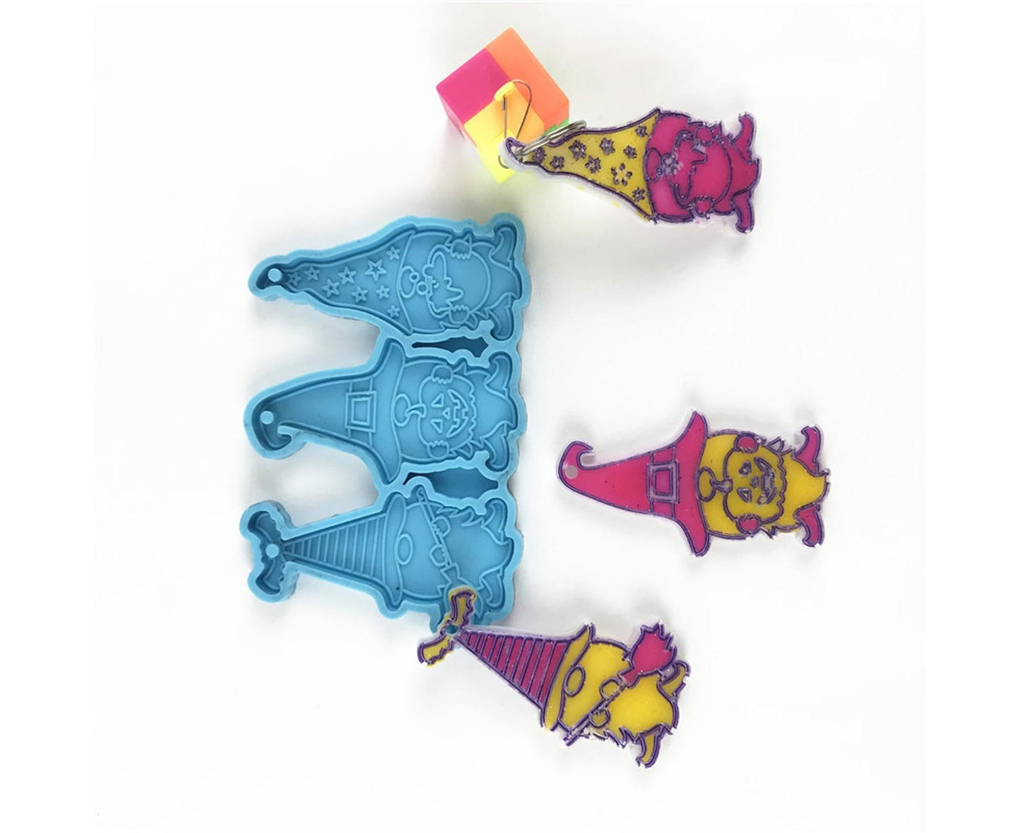 1 Set Keychain Mold Non Sticky Reusable DIY Silicone Easter Gnome Pendant Handicrafts Making Mold for Gift - Blue