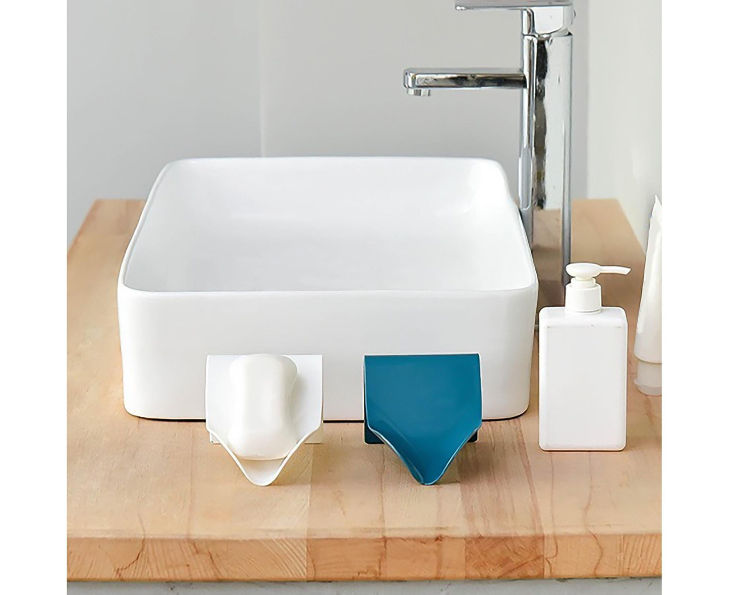Seamless Wall-Mounted Hole-Free Soap Holder Bathroom Drainage Storage Rack Box-Yellow