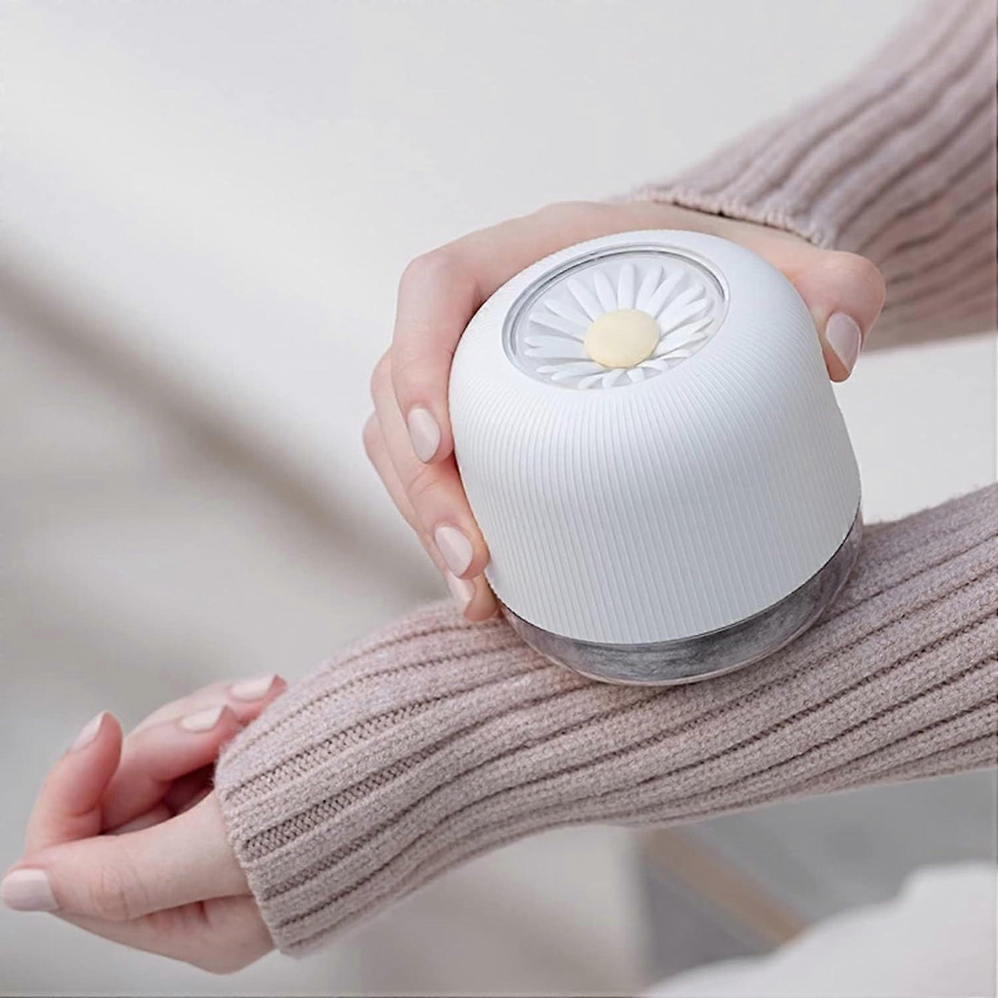 White USB Fabric Shaver, Clothes Lint Remover