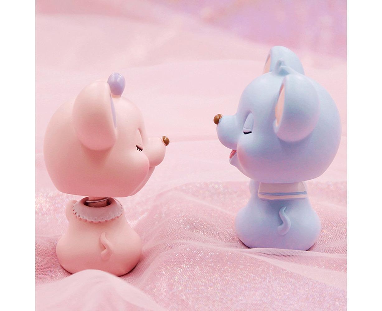 Resin Cartoon Nodding Mouse Car Dashboard Bedside Ornament 2020 New Year Gift-Blue