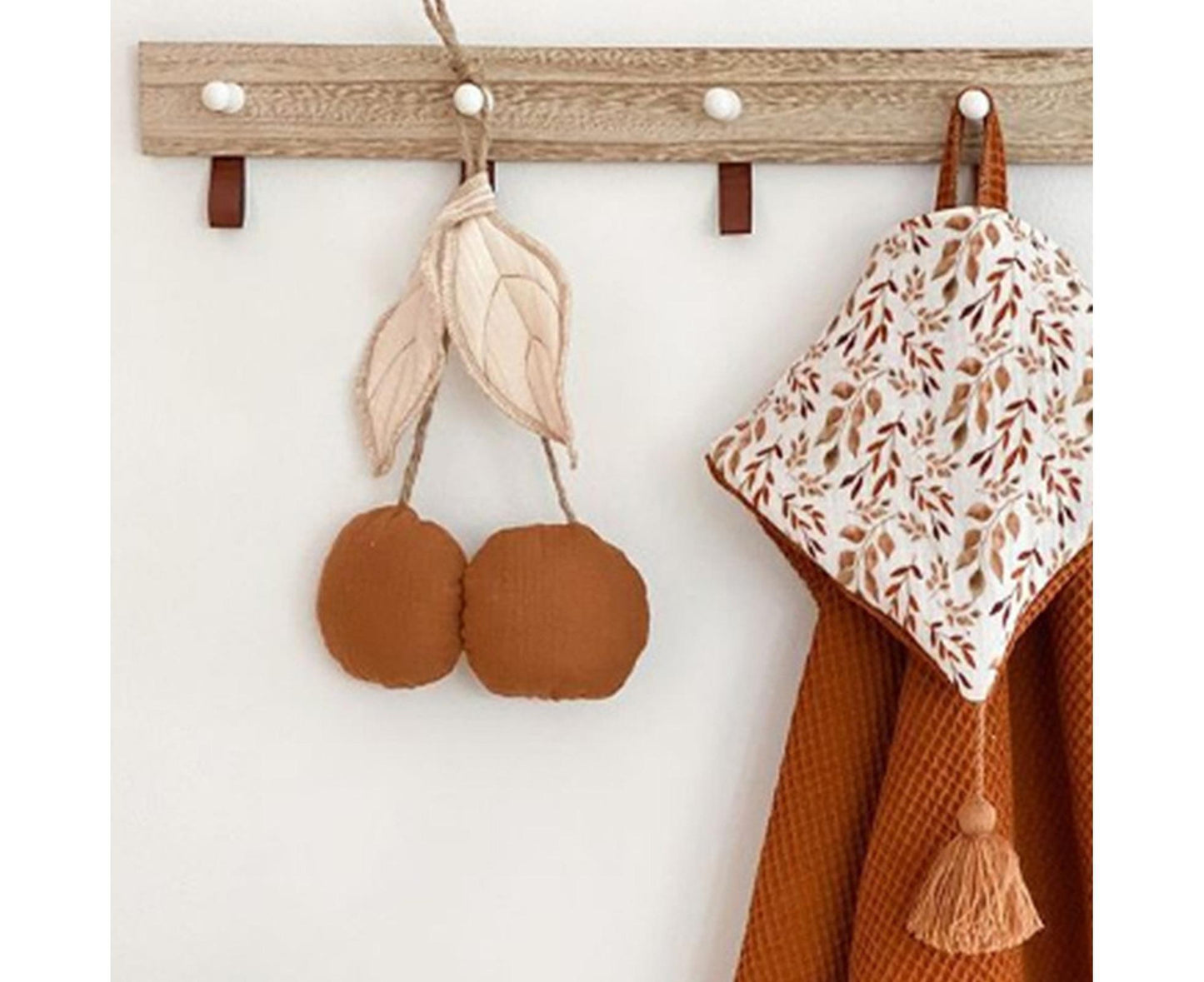 Lovely Cherry Shape Wall Hanging Decor Cute Ultra-soft Fabric Wall Hanging Ornament for Home-Orange