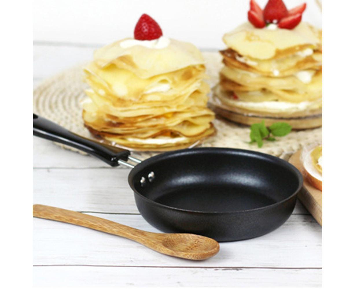 Non-stick Handle Iron Frying Cooking Pan Breakfast Egg Pancake Pot Cookware