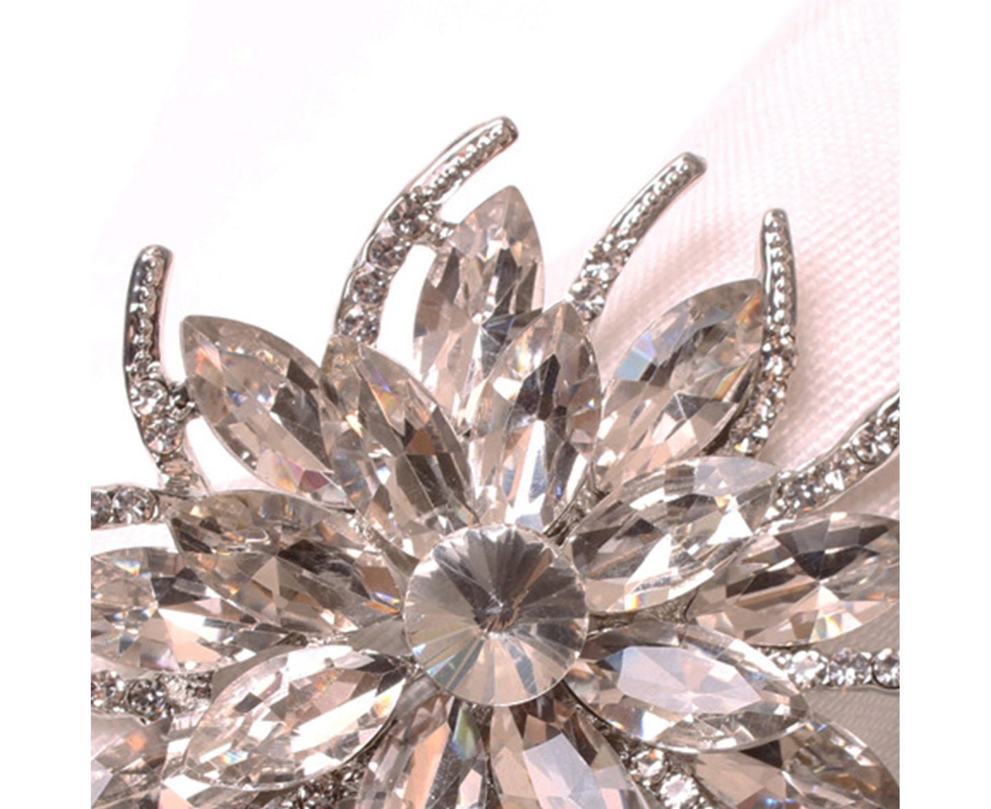 6Pcs Napkin Rings Vintage Delicate Alloy Lotus Flower Table Napkin Buckle for Home-Silver