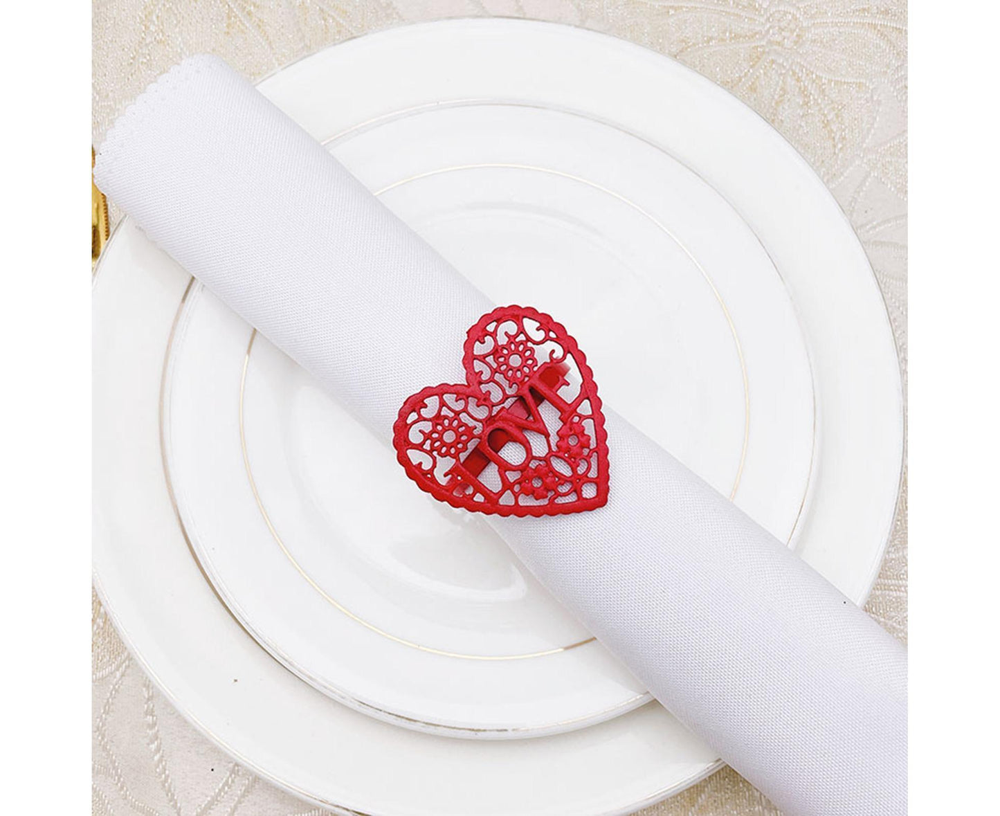 6Pcs Decorative Napkin Ring Effective Love Heart Shaped Metal Napkin Holder Desktop Decor-Red