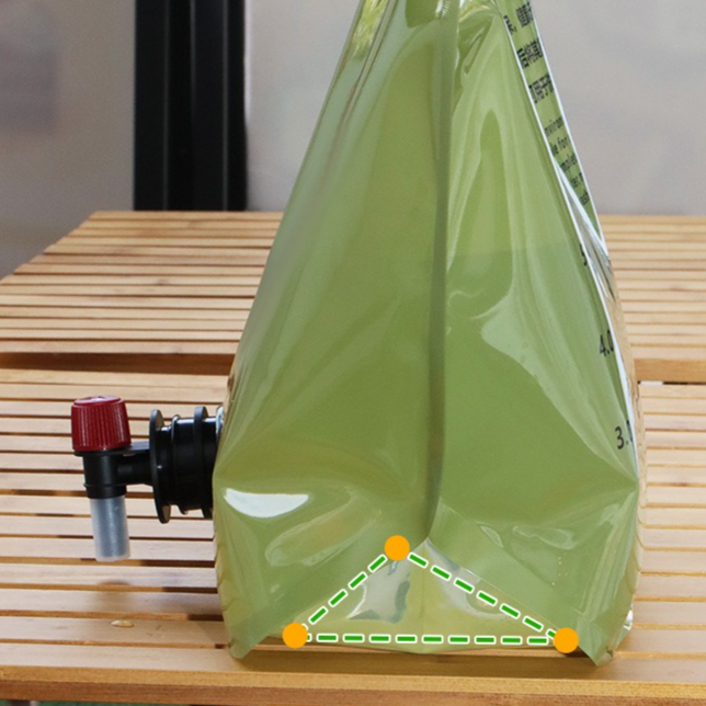 8L Large-Capacity Foldable Outdoor Water Bag,Built-in Faucet, Portable Camping and Travel Water Bag - Khaki