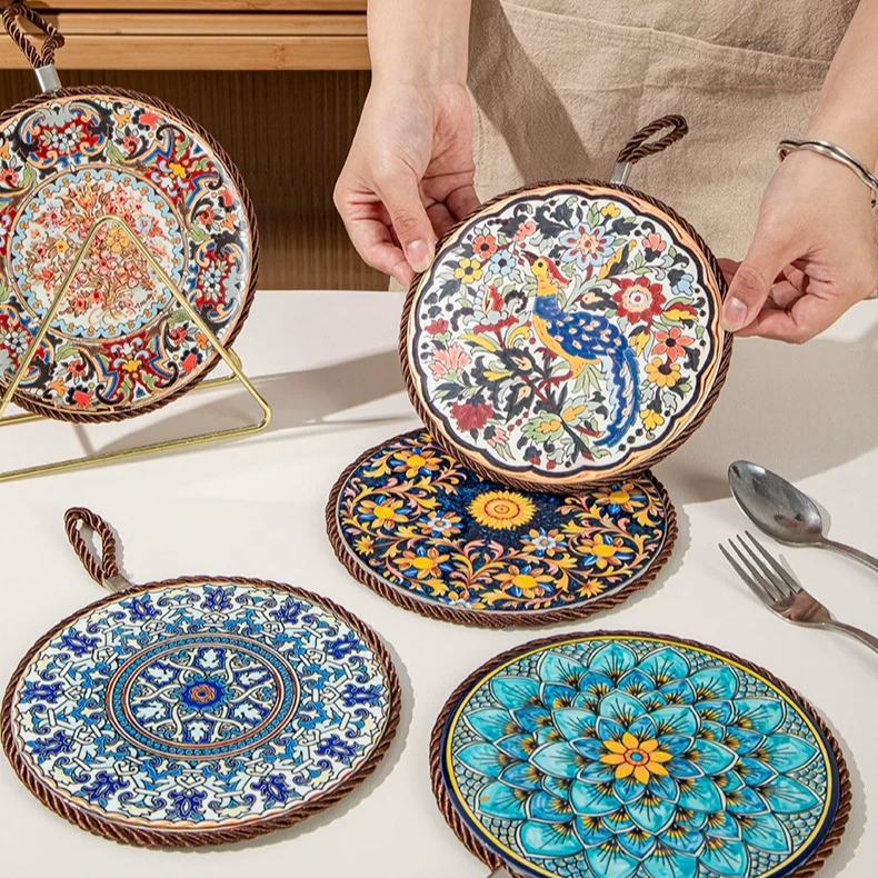 4-Pack - Chinese Retro Ceramic Trivet, Heat-Resistant, Non-Scratch Coaster with Cork Base, 17cm Round Table Mats - Blue-and-White Porcelain Pattern
