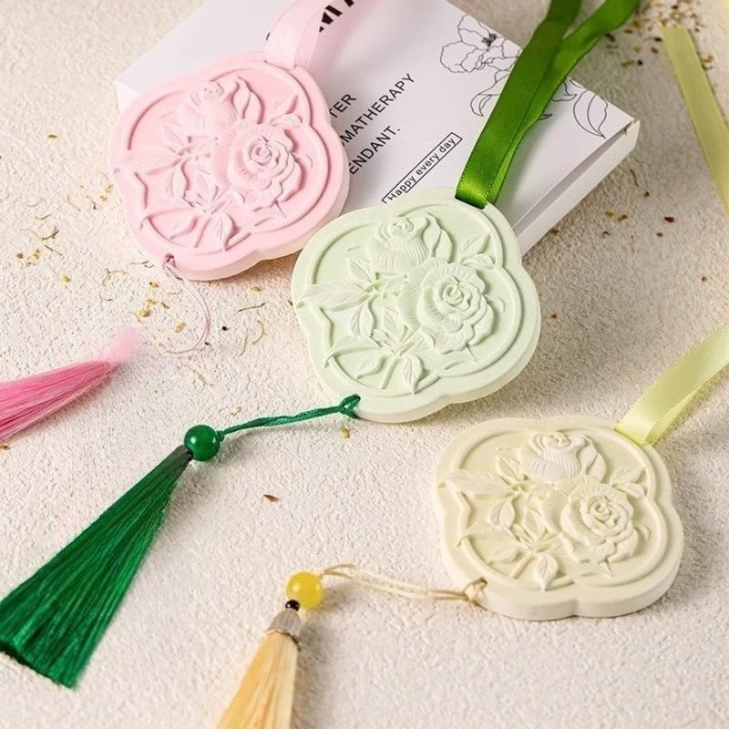 2PCS-3D Relief Fragrance Stone Hanging , Odor-Removing Solid Scent Tablet for Cars & Wardrobes—Night-Blooming Jasmine Scent