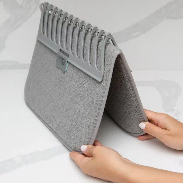 Foldable Dish Drying Mat with Plastic Drain Rack Absorbent Kitchen Counter Drying Pad