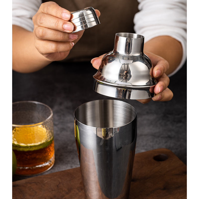 550ml  Cocktail Shaker, Leak‑Proof Stainless Steel Martini Mixer with Built‑in Strainer for Home Mixology