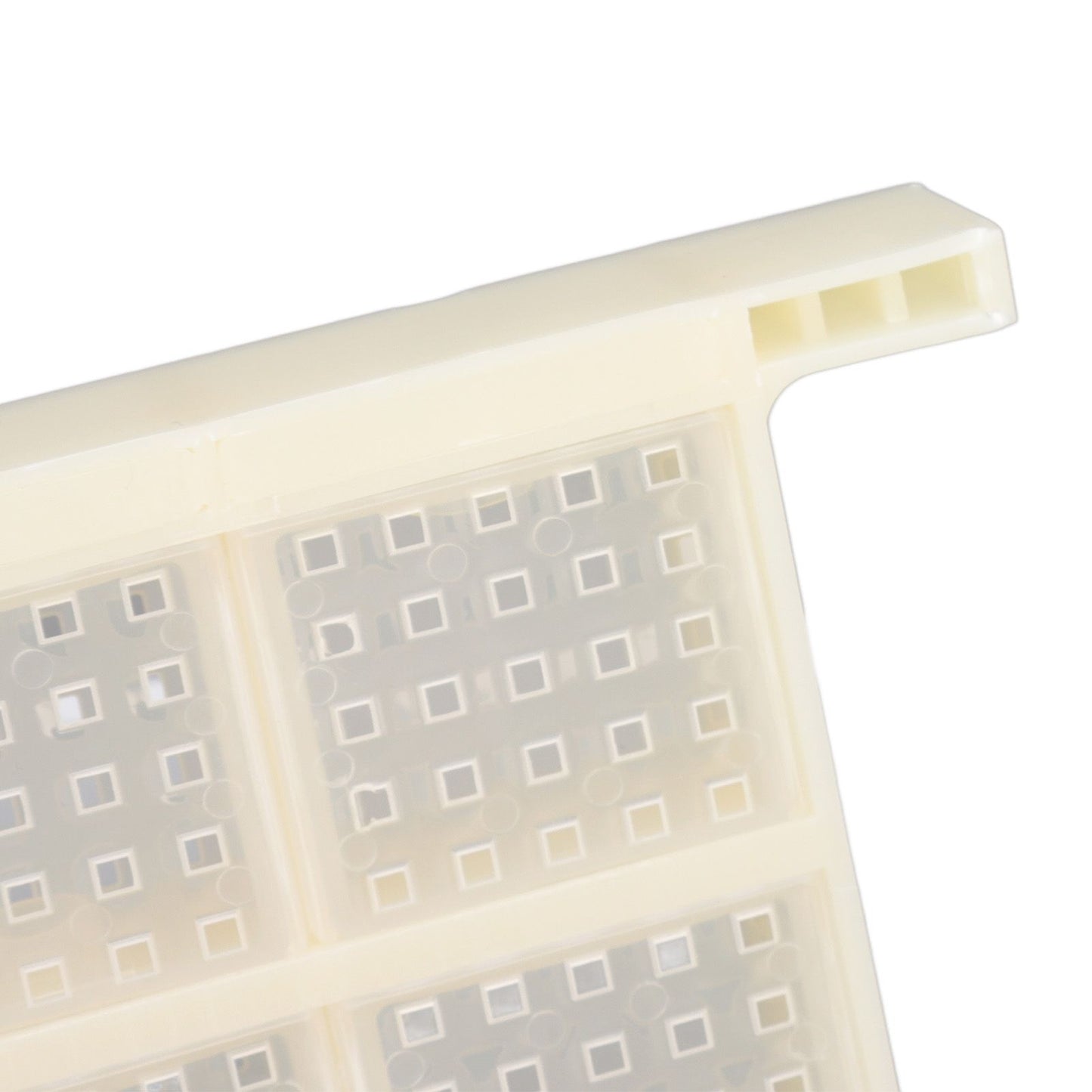 Queen Bee Storage Device Multifunctional Plastic Bee Storage Cage for Queen Rearing