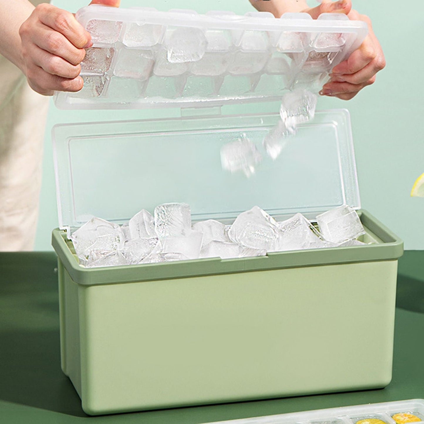 3 Layer Ice Cube Tray Large Capacity Easy Demoulding Pull Out Ice Cube Bin with Ice Shovel Lid for Yogurt Wine Summer 3 Layer Pull Out Ice Box Ice Shovel (Green)