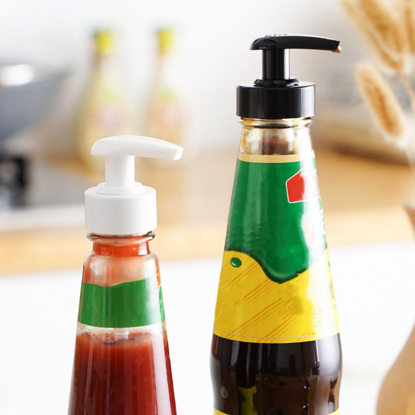 Gallon Pump Dispenser Condiment Bottle Pump Dispenser Plastic Kitchen Supplies for HouseholdWhite Caliber 2.9cm / 1.1in